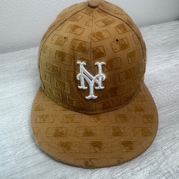 New Era Other - New Era 59FIFTY New York Mets Fitted Hat 7 5/8 Brown MLB All Over Logo Wool Cap